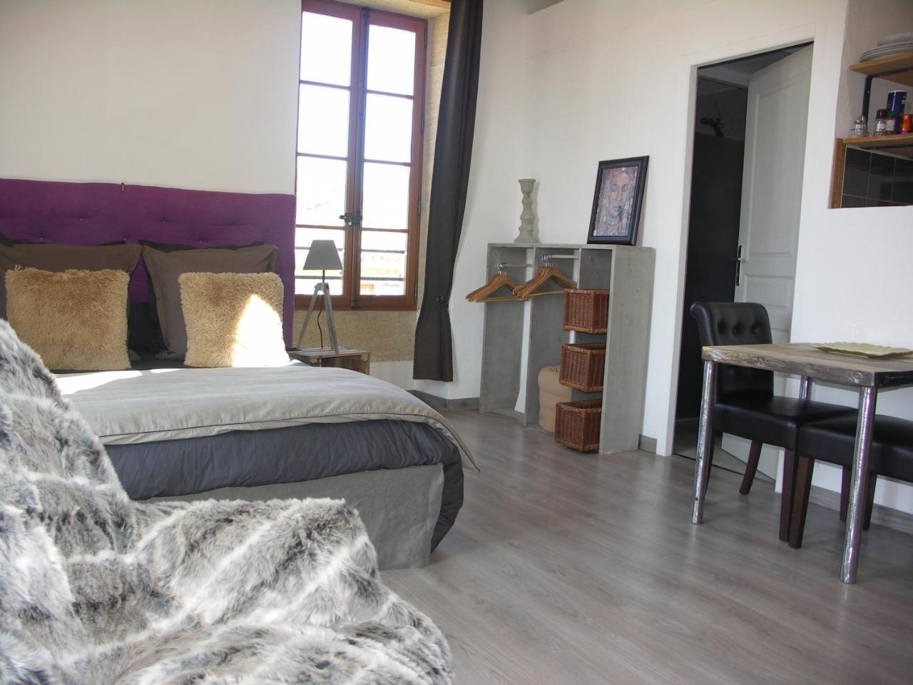 Domaine Saint Martin Hotel Valliguieres Exterior foto