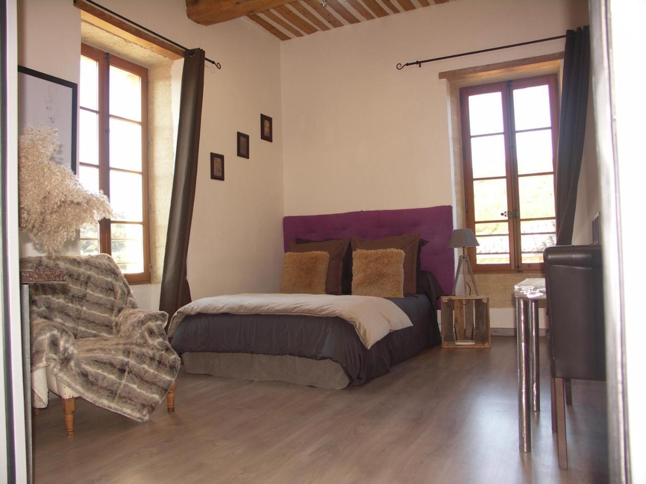 Domaine Saint Martin Hotel Valliguieres Exterior foto